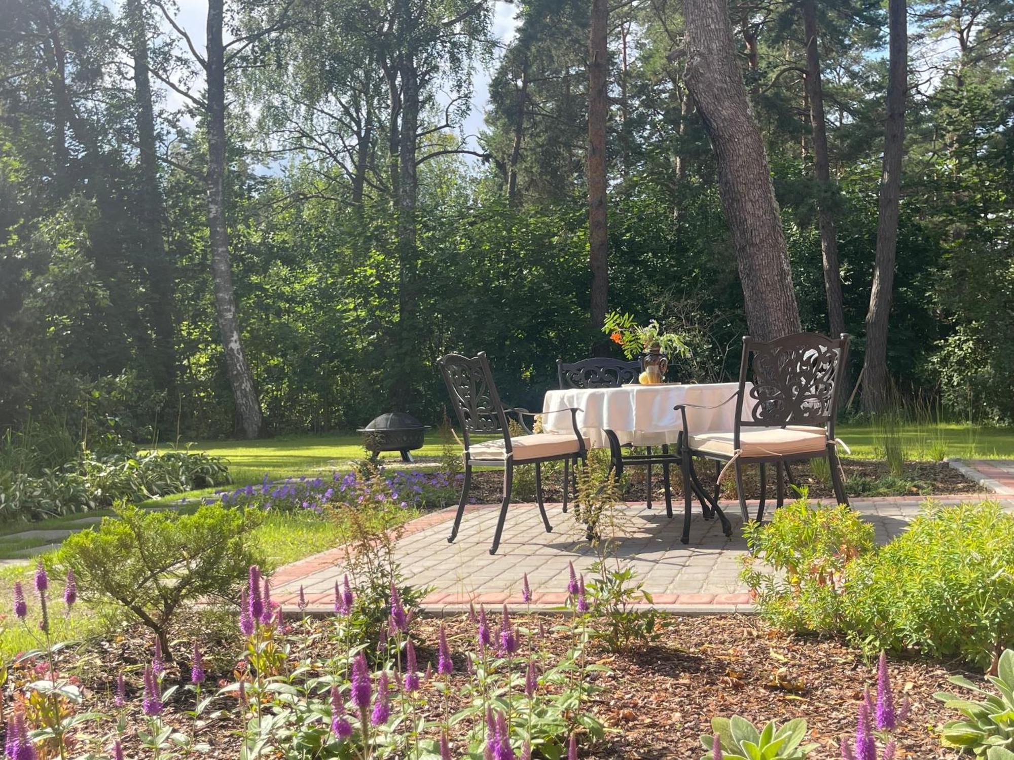 M, 85 Meters To The With Large Garden